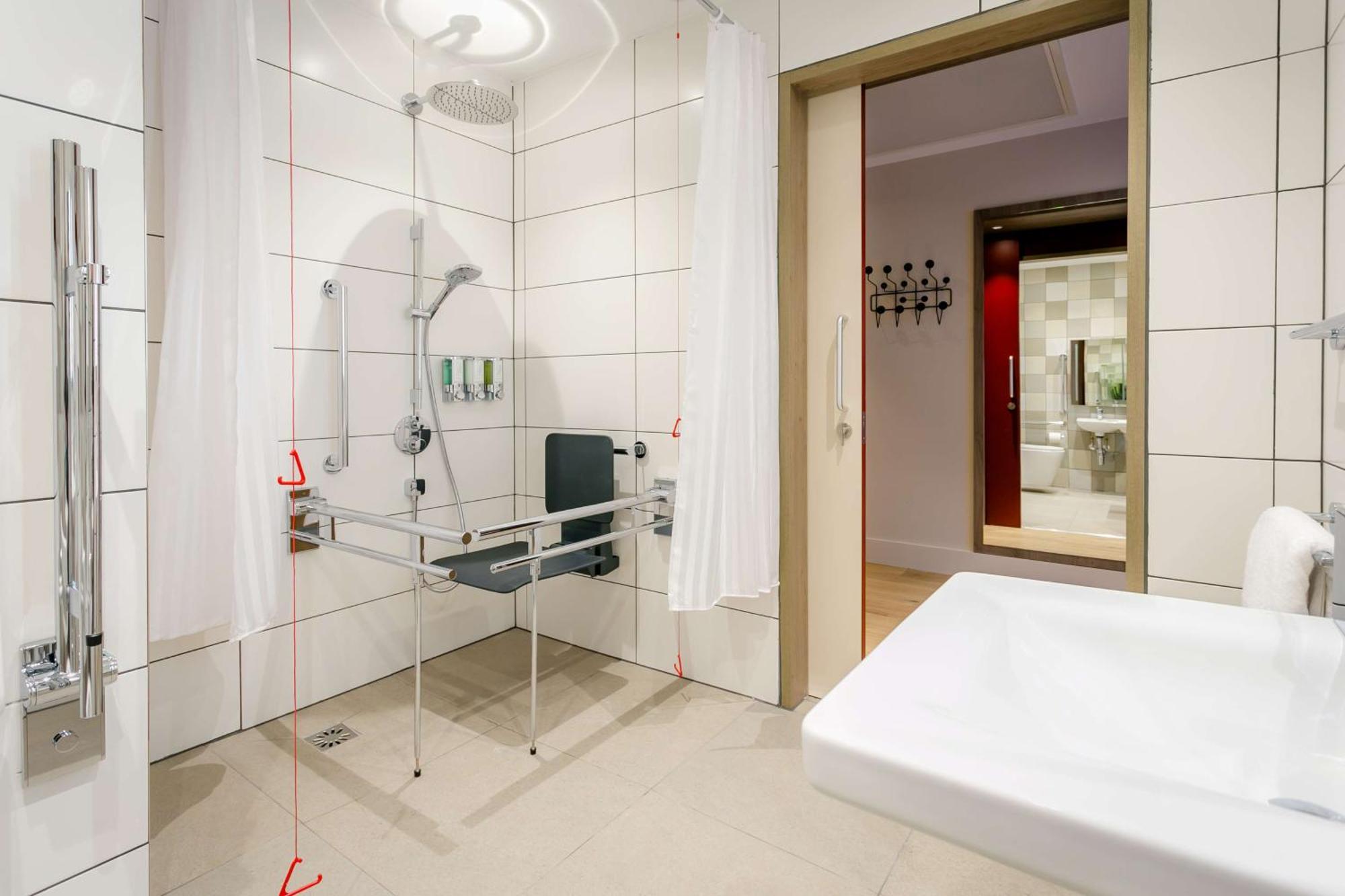 Hampton By Hilton Blackburn Блэкберн Экстерьер фото