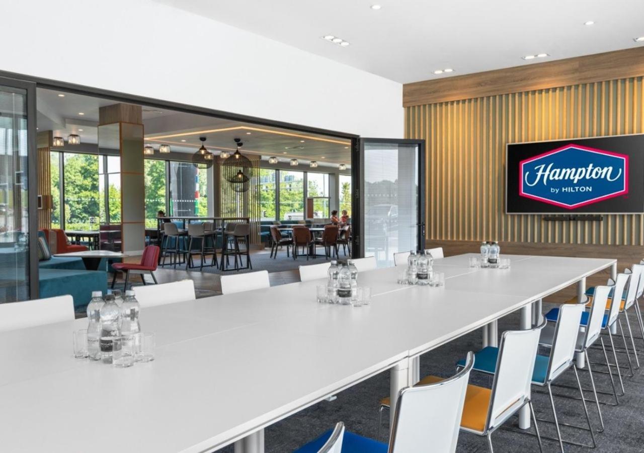 Hampton By Hilton Blackburn Блэкберн Экстерьер фото